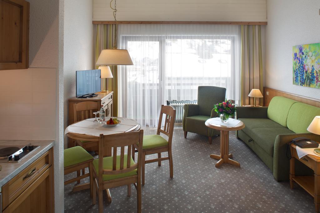Interest Vitalhotel - Partnerbetrieb Von Oberstaufen Plus 객실 사진