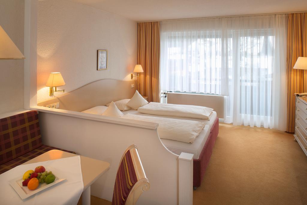 Interest Vitalhotel - Partnerbetrieb Von Oberstaufen Plus 객실 사진